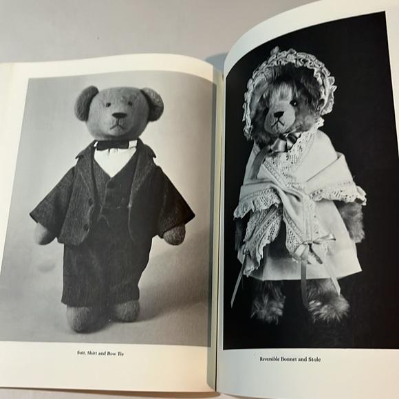 NWT Make Your Own Teddy Bears Instructions Patterns Clothing BOOK Crafters - Picture 9 of 17